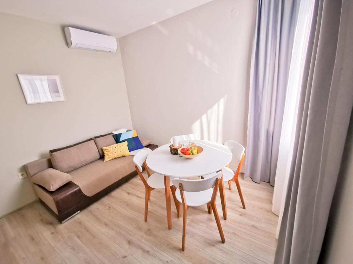 So Close Kapana - 2 Rooms Central Apartments Plovdiv Ngoại thất bức ảnh